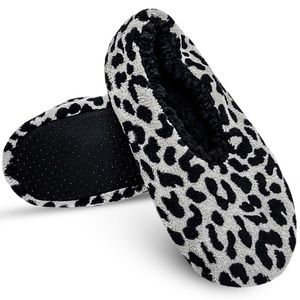 ISAAC MIZRAHI Sherpa Lined Women’s Slipper Socks - Large